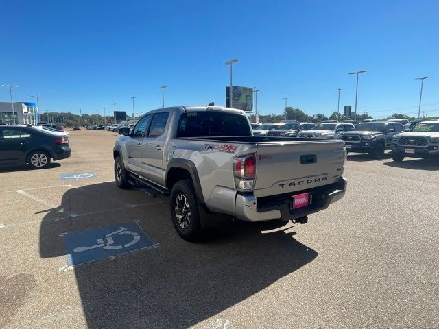 2020 Toyota Tacoma 