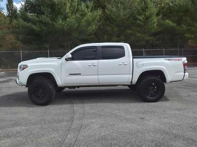 2020 Toyota Tacoma TRD Sport