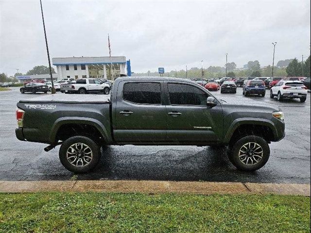 2020 Toyota Tacoma TRD Sport