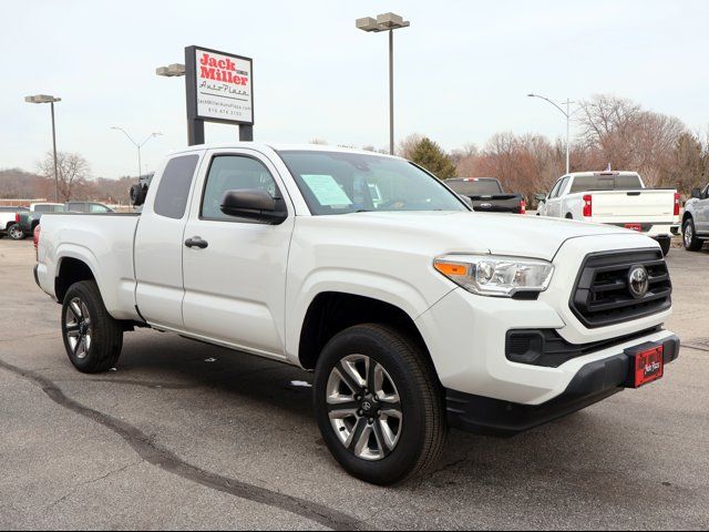 Used 2020 Toyota Tacoma SR5 For Sale in Kansas City, MO | Auto Navigator