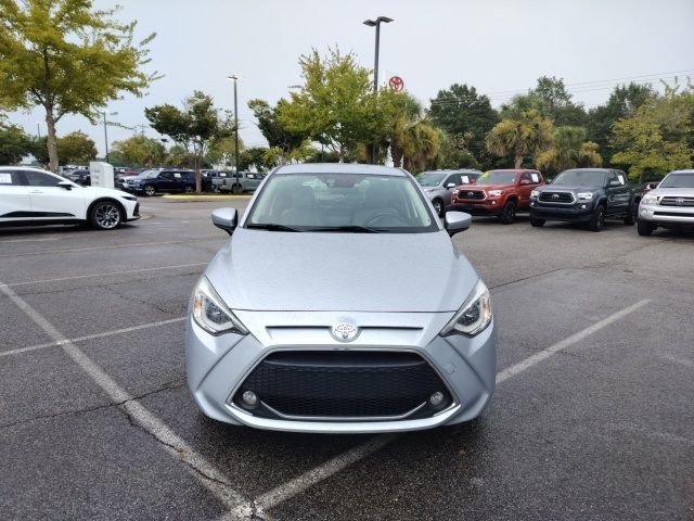 2020 Toyota Yaris LE