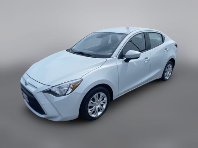 2020 Toyota Yaris L