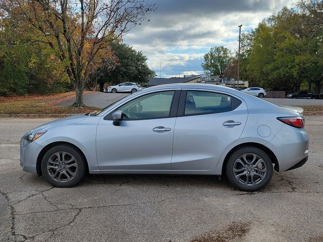 2020 Toyota Yaris L