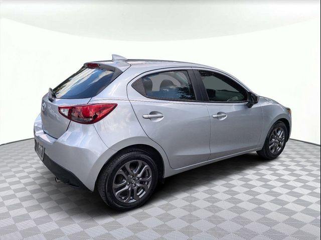 2020 Toyota Yaris LE