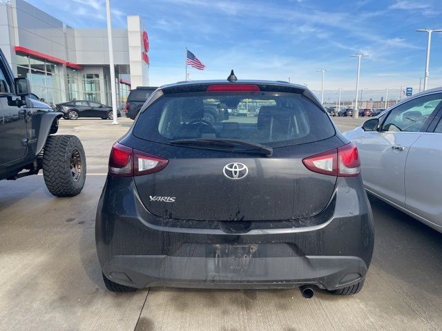 2020 Toyota Yaris LE