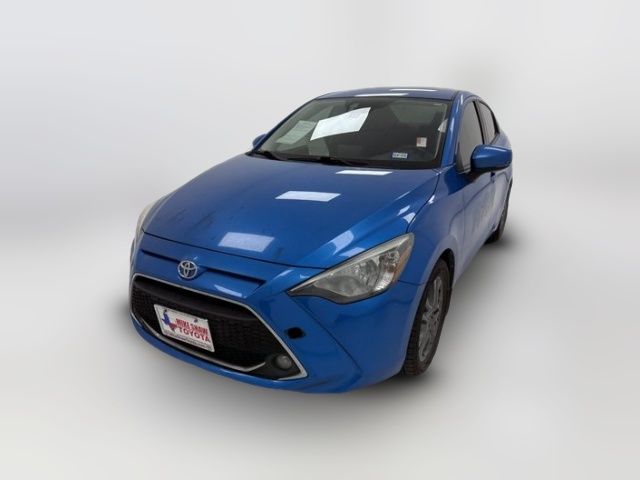 2020 Toyota Yaris LE