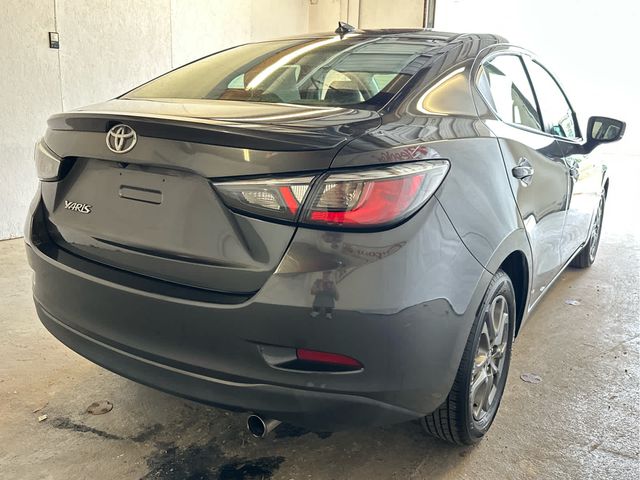 2020 Toyota Yaris LE