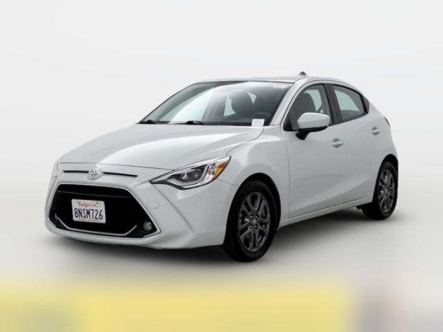 2020 Toyota Yaris XLE