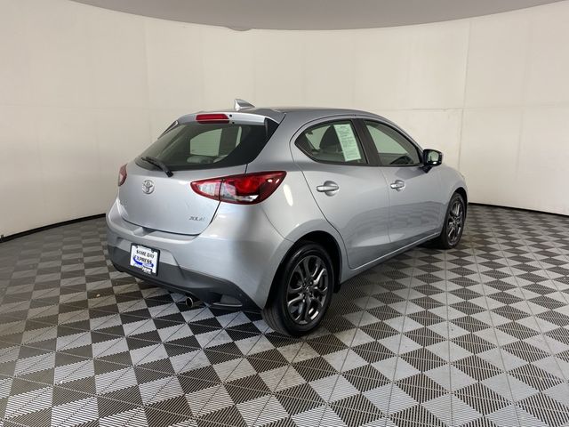 2020 Toyota Yaris XLE
