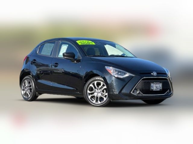 2020 Toyota Yaris XLE