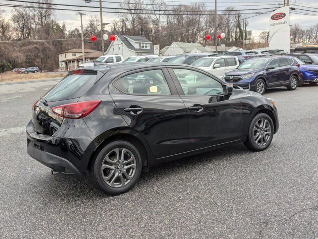 2020 Toyota Yaris LE