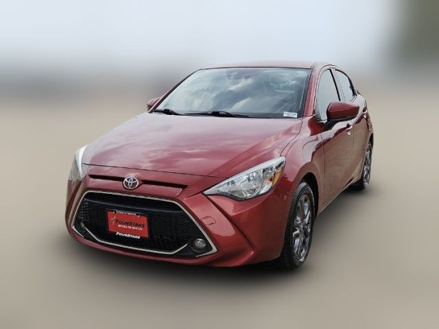 2020 Toyota Yaris LE