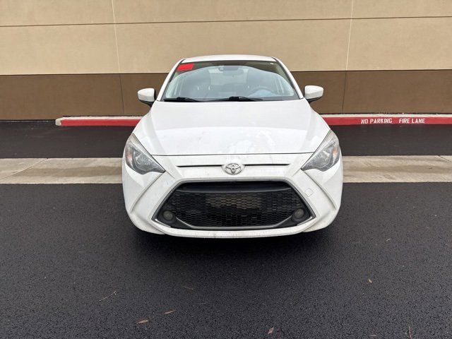 2020 Toyota Yaris LE