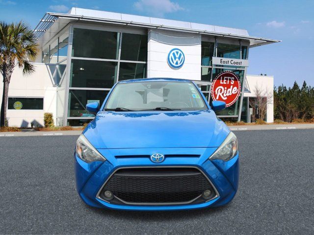 2020 Toyota Yaris LE