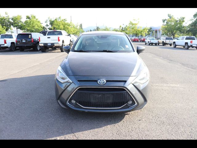 2020 Toyota Yaris XLE