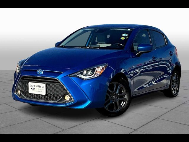 2020 Toyota Yaris XLE