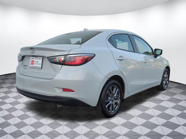 2020 Toyota Yaris LE