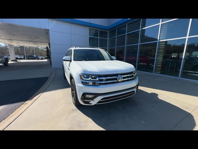 2020 Volkswagen Atlas 3.6L V6 SE Technology R-Line