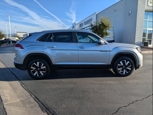 2020 Volkswagen Atlas Cross Sport 2.0T SE