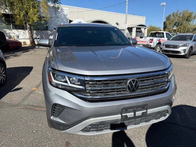 2020 Volkswagen Atlas Cross Sport 2.0T SE Technology