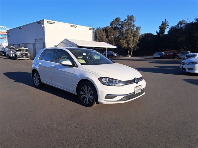 2020 Volkswagen Golf TSI