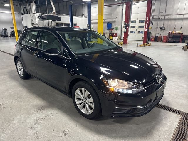 2020 Volkswagen Golf TSI