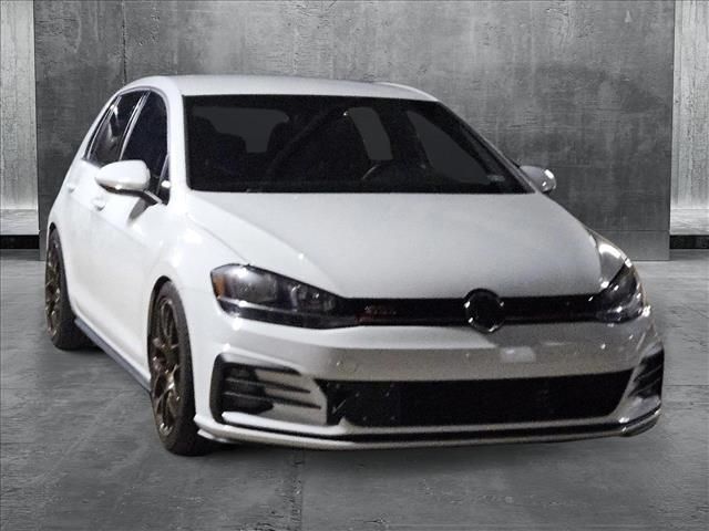 2020 Volkswagen Golf GTI S