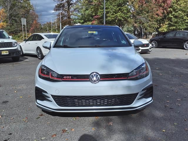 2020 Volkswagen Golf GTI SE