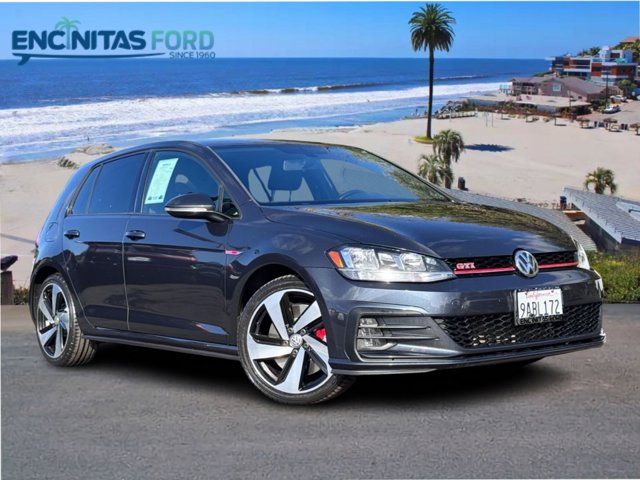 2020 Volkswagen Golf GTI SE