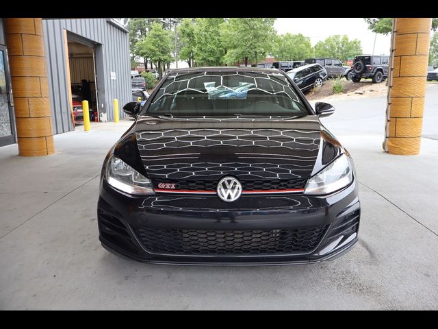 2020 Volkswagen Golf GTI SE