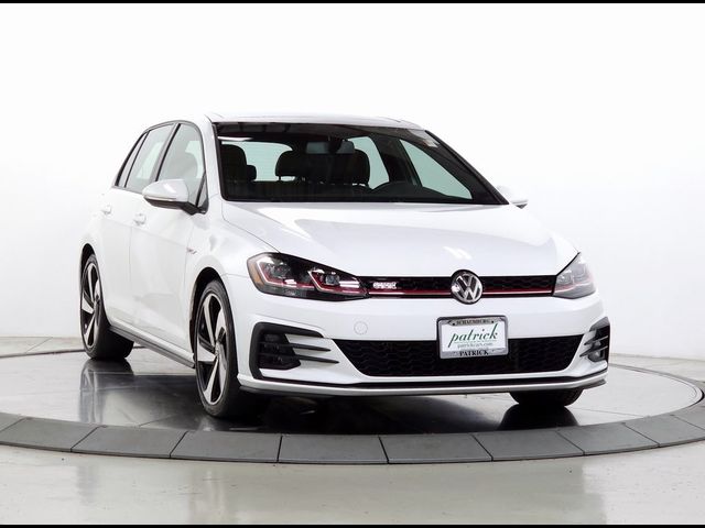 2020 Volkswagen Golf GTI SE