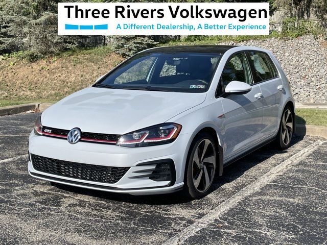 2020 Volkswagen Golf GTI SE