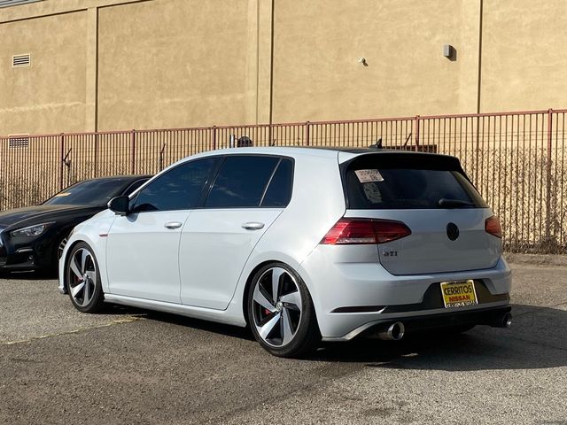 2020 Volkswagen Golf GTI SE