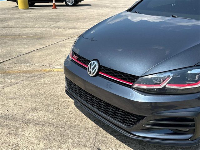 2020 Volkswagen Golf GTI SE