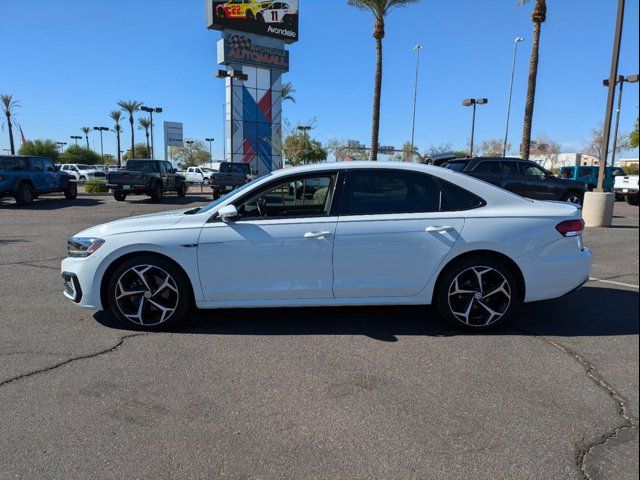 2020 Volkswagen Passat 2.0T R-Line