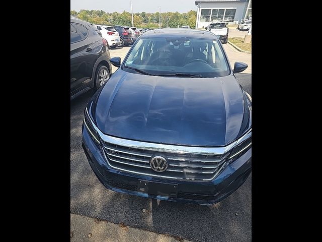 2020 Volkswagen Passat 2.0T R-Line