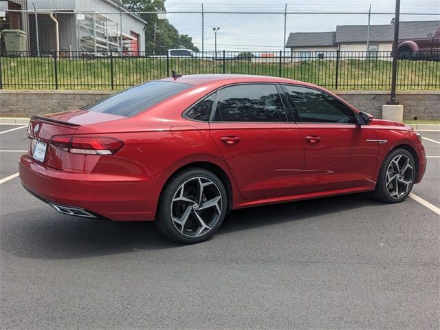 2020 Volkswagen Passat 2.0T R-Line