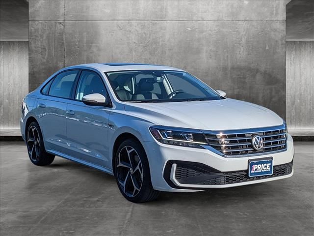 2020 Volkswagen Passat 2.0T R-Line