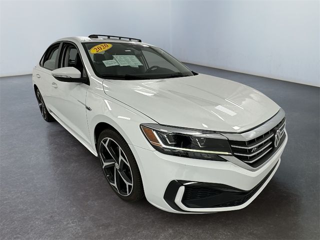 2020 Volkswagen Passat 2.0T R-Line