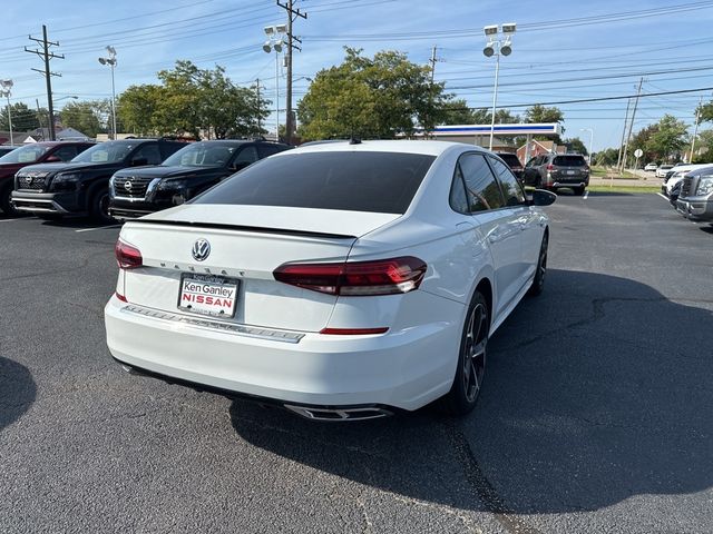 2020 Volkswagen Passat 2.0T R-Line