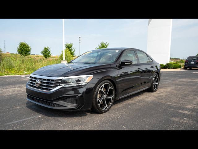 2020 Volkswagen Passat 2.0T R-Line