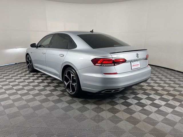 2020 Volkswagen Passat 2.0T R-Line