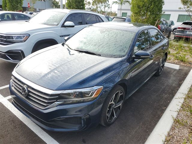 2020 Volkswagen Passat 2.0T R-Line