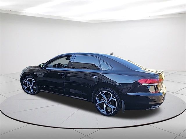 2020 Volkswagen Passat 2.0T R-Line