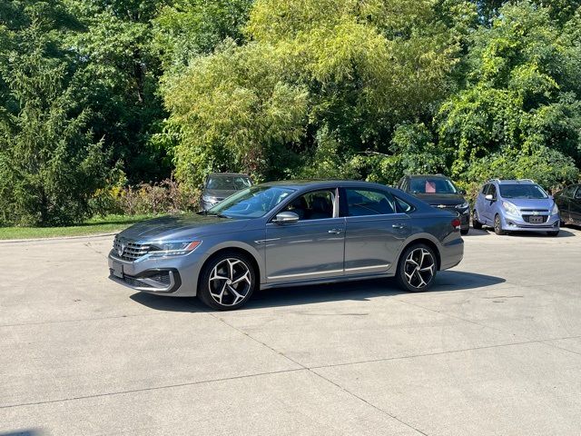 2020 Volkswagen Passat 2.0T R-Line