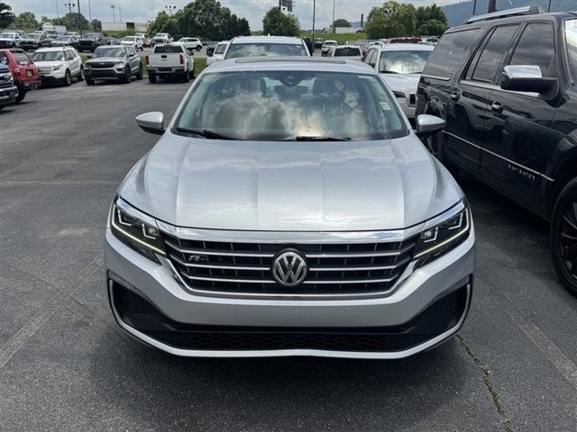 2020 Volkswagen Passat 2.0T R-Line