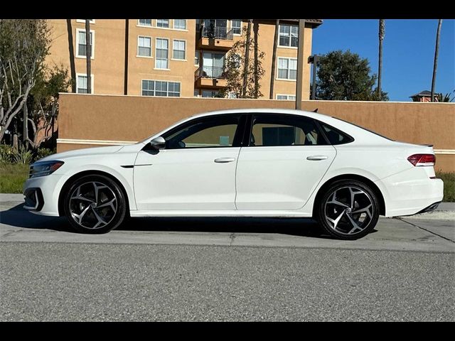 2020 Volkswagen Passat 2.0T R-Line