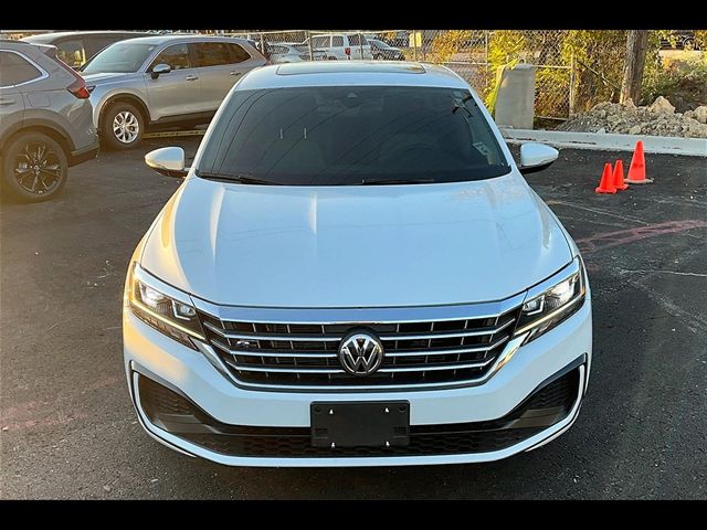 2020 Volkswagen Passat 2.0T R-Line