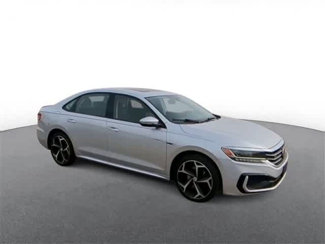 2020 Volkswagen Passat 2.0T R-Line