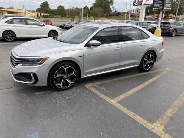 2020 Volkswagen Passat 2.0T R-Line